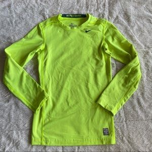 Boys L Nike Hyperwarm Compression Shirt